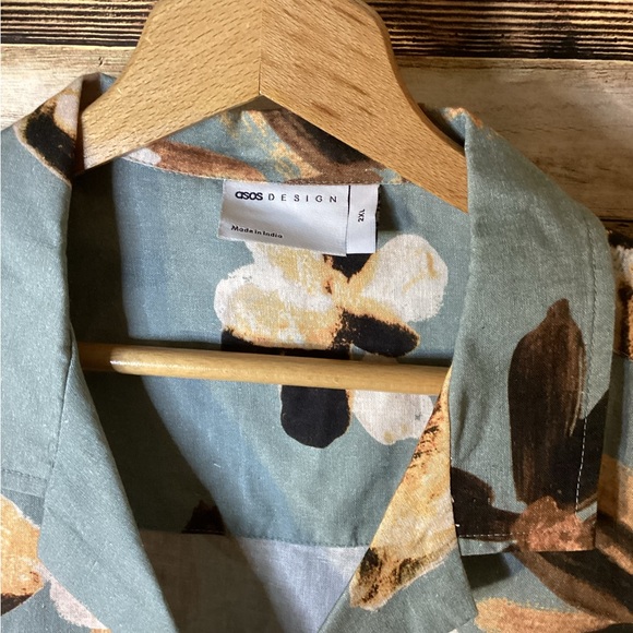 Men’s Hawaiian Shirt ASOS Design Brown Floral Button Down - Picture 2 of 7